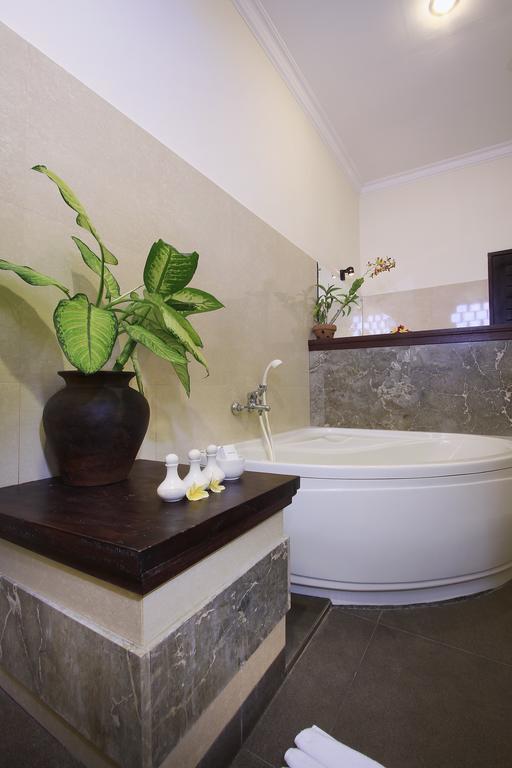 Nang Ade Villa By Pramana Villas Ubud  Luaran gambar